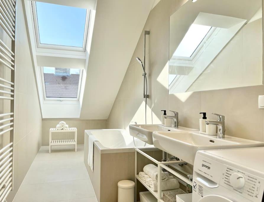Orestaliving - Penthouse In 1020 Wenen Buitenkant foto